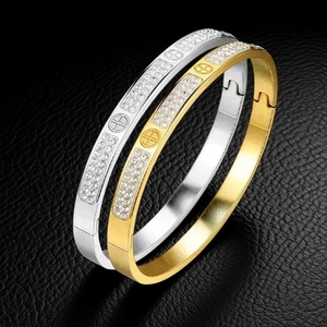 Luxus Edelstahl Armreif Damen 18K Vergoldet Zirkonia Herz Kleeblatt Kreuz Motiv Modeschmuck