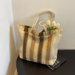 Straw Woven Tote Bag Large Capacity Striped Tassel Fringe Shoulder Bag Summer Beach Vacation Women Casual Zipper Closure