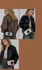 Borsa a tracolla glitterata a forma di fotocamera con catena metallica sottile