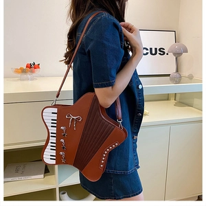 Star-shaped shoulder bag featuring brown patchwork and piano accordion pleated details
