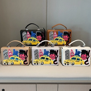 Retro baroque style handbags with New York embroidery in five assorted colors