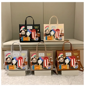 Detailed view of vintage London-style tote bags featuring patch embroidery in five colors