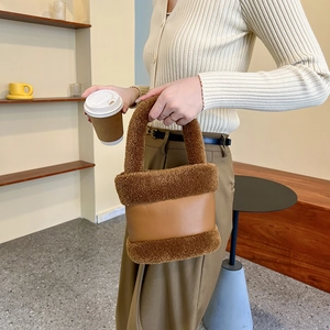 Sac seau marron en peluche et cuir pour femme, accessoire de mode automnale