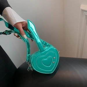 Borsa A Tracolla Mini A Forma Di Cuore Pelle PU Metallica Lucida Crossbody Stile Y2K Borsa A Mano Alla Moda Donna