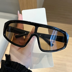 Retro oversized square sunglasses with black frame and brown lenses for women