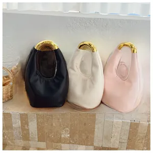 Borse a secchiello asimmetriche in nero, beige e rosa con manici ad anello dorati