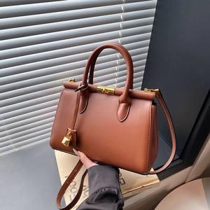 Elegant PU Leather Handbag Vintage Doctor Bag With Gold Padlock Charm Adjustable Shoulder Strap Professional For Women