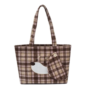 Borsa tote a scacchi marrone con ricamo cane 3D e doppi spallacci per la spesa