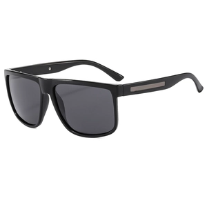 Classic black oversized polarized sunglasses for men and women with silver temple accents
