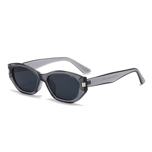 Lunettes de soleil œil-de-chat rétro avec monture grise et verres anti-UV pour femmes