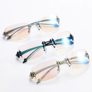 Lunettes de soleil Y2K sans monture avec étoiles, cadres dorés, argentés et noirs