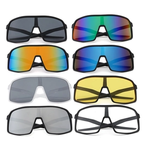 Detailed grid showing eight assorted color lenses of professional cycling sunglasses