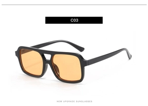Detail of square pilot sunglasses with orange lenses and double bridge frame C03