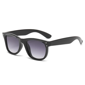 Retro Übergroße quadratische Sonnenbrille mit schwarzem Glanzrahmen und Verlaufgläsern