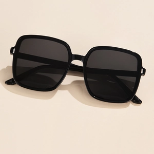 Oversized Square Sunglasses Plastic Frame UV400 Protection Fashion Outdoor Travel Eyewear For Women Men