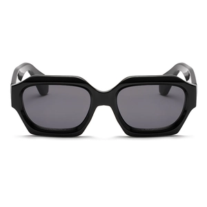 Retro thick-frame polygonal sunglasses with black glossy finish and dark grey lenses