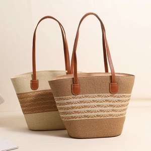 Straw Woven Tote Bag Large Capacity Striped Beach Vacation Handbag With PU Leather Straps