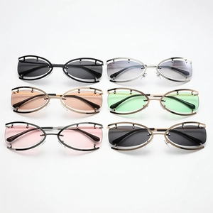 Collection de lunettes de soleil tendance ajourées pour femmes en plusieurs couleurs