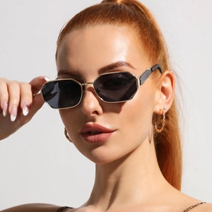 Fashionable octagonal gold metal frame sunglasses with dark lenses for women s23007