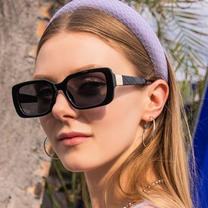 Rectangle Sunglasses For Women Retro Square Frame UV400 Protection Quilted Pattern Temples Fashion Eyewear