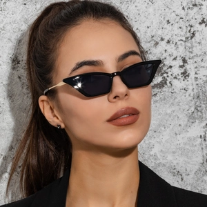 Retro Cat Eye Sunglasses UV400 Protection Metal Temples Plastic Frame Vintage Fashion Eyewear For Women