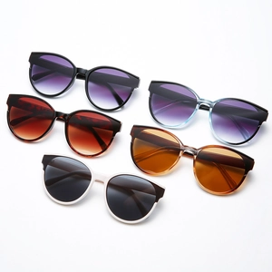 Round oversized fashion sunglasses collection with gradient lenses in various colors