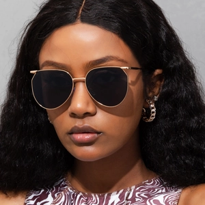 Oval Sunglasses Retro Ins Style Metal Frame UV400 Protection Trendy Geometric Eyewear For Men Women Outdoor Party