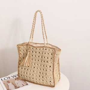 Borsa tote in paglia intrecciata a mano con nappe a frange per le vacanze al mare