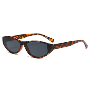 Lunettes de soleil œil de chat rétro avec motif écaille et verres gris foncé pour unisexe