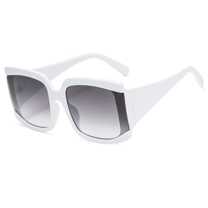 Lunettes de soleil carrées vintage pour hommes et femmes avec monture blanche et verres gris