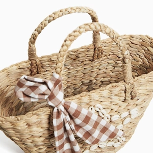 Handmade straw beach bag with shell flower embroidery and checkered bow ornament