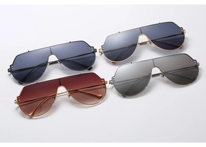 Collection de lunettes de soleil masque avec montures en métal et verres dégradés