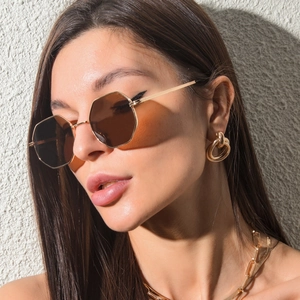 Vintage Octagonal Sunglasses Metal Frame Polygonal Small Lens UV400 Protection Fashion Eyewear For Men Women