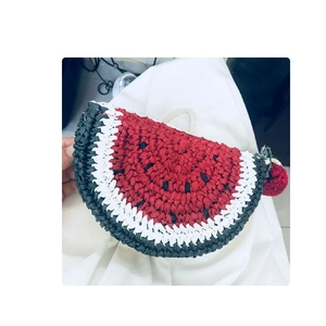 Creative handmade watermelon straw crossbody bag with red pompom for kids beach fashion