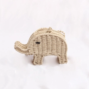 Sac bandoulière en paille en forme d'éléphant blanc crème pour enfants style plage