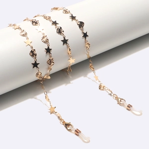 Golden Metal Glasses Chain With Star And Heart Charms Anti-Slip Eyeglass Holder Strap Fashion Minimalist Accessory