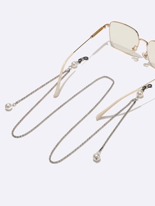 Chaîne à lunettes argentée avec perles blanches et boucles antidérapantes en caoutchouc