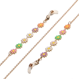 Chaîne lunettes en métal doré avec marguerites émaillées colorées et fermoirs mousquetons