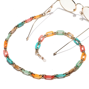 Chaîne de lunettes colorée en résine et acrylique avec maillons dorés élégants