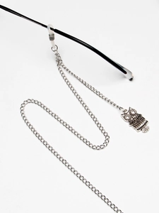 Silver metal eyewear chain with retro owl pendant and non-slip silicone connectors