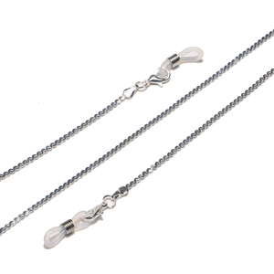 Detail of silver wavy copper chain featuring lobster clasps and silicone loops for eyewear