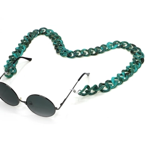 Retro black round sunglasses with bold green marble acrylic chain link strap for women