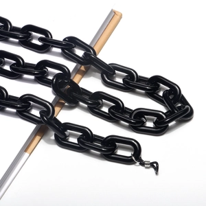 Chaîne de lunettes en acrylique noir brillant avec maillons ovales et crochets