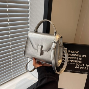 Sac À Main Femmes Cuir PU Effet Métallisé Sac Bandoulière Serrure Métallique Tote Carré Élégant Pour Le Quotidien