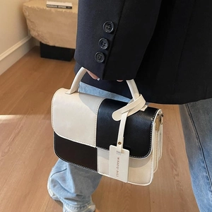 Retro color-block handheld small square bag with polished finish and chessboard style
