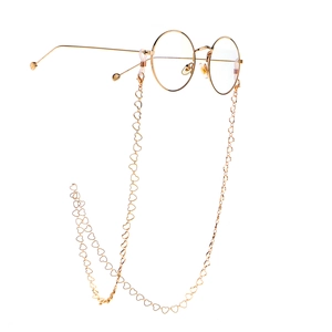 Chaîne De Lunettes Élégante Métal Cœur Creux Cordon Lunettes Antidérapant Femmes Support Lunettes De Soleil Rétro