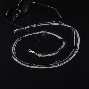 Chaîne De Lunettes Multicouche Alliage Avec Perles Boucles Silicone Antidérapant Support De Lunettes Collier À La Mode