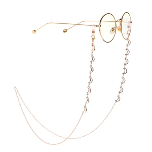 Chaîne De Lunettes Lune En Métal Doré Mode Cordon De Lunettes Antidérapant Charme Croissant Support Décoratif Pour Femmes