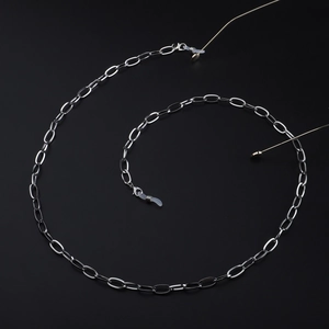 Chaîne de lunettes en acier inoxydable argenté avec maillons ovales et boucles