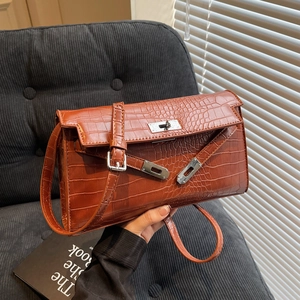 Crocodile Pattern PU Leather Underarm Bag Metal Turn Lock Retro Shoulder Crossbody Purse Women Handbag